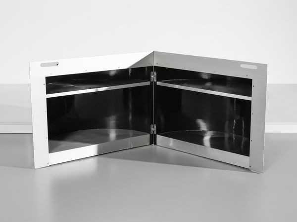 MANIFATTURA ITALIANA : Mobile bar contenitore di forma cilindrica.  - Asta Asta 503 | DESIGN E ARTI DECORATIVE DEL NOVECENTO Virtuale - Associazione Nazionale - Case d'Asta italiane