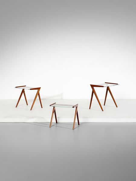 MANIFATTURA BRASILIANA : Tre tavolini da salotto.  - Asta Asta 503 | DESIGN E ARTI DECORATIVE DEL NOVECENTO Virtuale - Associazione Nazionale - Case d'Asta italiane