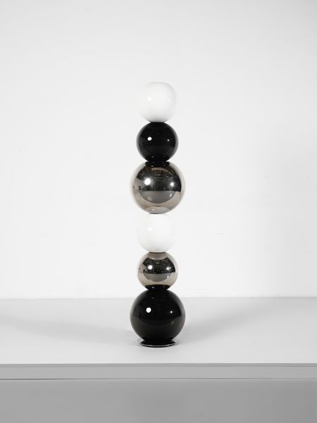 MANIFATTURA ITALIANA DEL XXI SECOLO : Lampada da terra.  - Asta Asta 503 | DESIGN E ARTI DECORATIVE DEL NOVECENTO Virtuale - Associazione Nazionale - Case d'Asta italiane