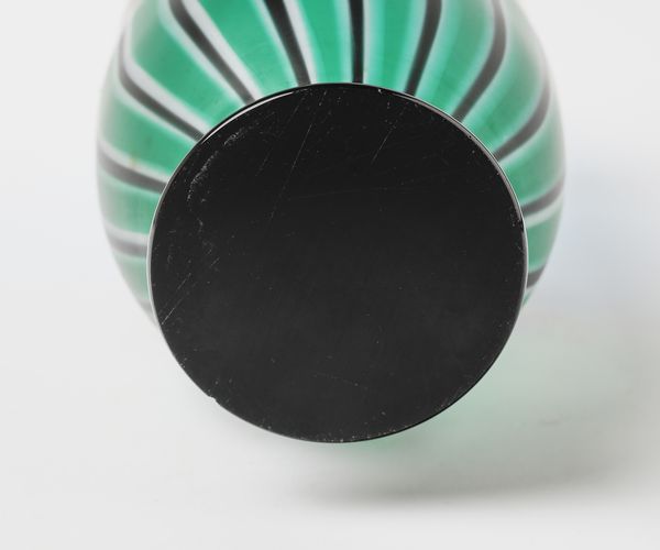 GIANPAOLO GHISETTI : Vaso a coppa con base troncoconica, Murano.  - Asta Asta 503 | DESIGN E ARTI DECORATIVE DEL NOVECENTO Virtuale - Associazione Nazionale - Case d'Asta italiane