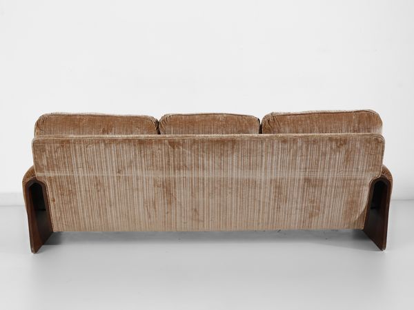 Ferdinando Buzzi : Divano a tre posti per Brunati, Italia.  - Asta Asta 503 | DESIGN E ARTI DECORATIVE DEL NOVECENTO Virtuale - Associazione Nazionale - Case d'Asta italiane