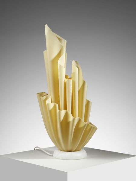 GEORGIA JACOB : Lampada da tavolo mod. Corolle, Francia.  - Asta Asta 503 | DESIGN E ARTI DECORATIVE DEL NOVECENTO Virtuale - Associazione Nazionale - Case d'Asta italiane