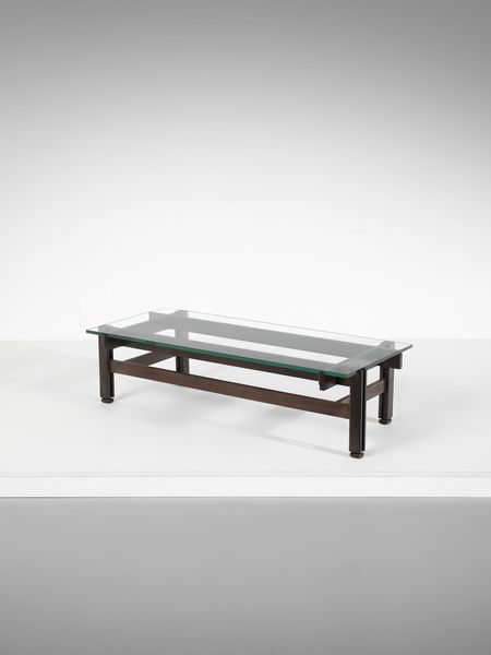 ICO PARISI : Tavolo da salotto mod. 751 per Cassina, Meda.  - Asta Asta 503 | DESIGN E ARTI DECORATIVE DEL NOVECENTO Virtuale - Associazione Nazionale - Case d'Asta italiane