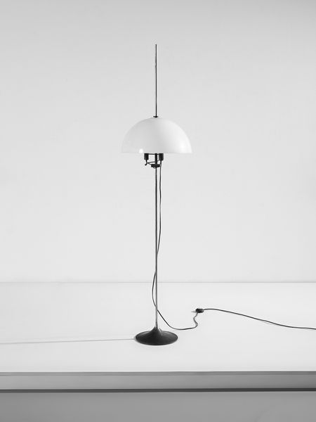 ELIO MARTINELLI : Lampada da terra a stelo saliscendi.  - Asta Asta 503 | DESIGN E ARTI DECORATIVE DEL NOVECENTO Virtuale - Associazione Nazionale - Case d'Asta italiane