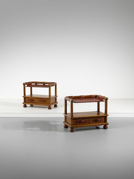 MANIFATTURA ITALIANA : Coppia di comodini.  - Asta Asta 503 | DESIGN E ARTI DECORATIVE DEL NOVECENTO Virtuale - Associazione Nazionale - Case d'Asta italiane