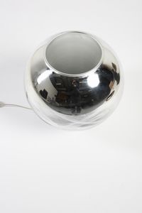 Roberto Menghi : Lampada da tavolo Globo di Luce per Fontana Arte.  - Asta Asta 503 | DESIGN E ARTI DECORATIVE DEL NOVECENTO Virtuale - Associazione Nazionale - Case d'Asta italiane
