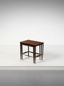 MANIFATTURA ITALIANA - Tre tavolini a nido.