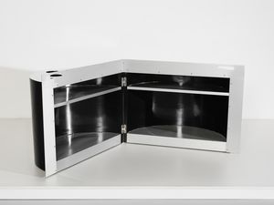 MANIFATTURA ITALIANA : Mobile bar contenitore di forma cilindrica.  - Asta Asta 503 | DESIGN E ARTI DECORATIVE DEL NOVECENTO Virtuale - Associazione Nazionale - Case d'Asta italiane