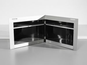 MANIFATTURA ITALIANA : Mobile bar contenitore di forma cilindrica.  - Asta Asta 503 | DESIGN E ARTI DECORATIVE DEL NOVECENTO Virtuale - Associazione Nazionale - Case d'Asta italiane