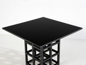 MANIFATTURA ITALIANA : Tavolo ispirato al mod. D.S.1 di Charles Rennie Mackintosh .  - Asta Asta 503 | DESIGN E ARTI DECORATIVE DEL NOVECENTO Virtuale - Associazione Nazionale - Case d'Asta italiane