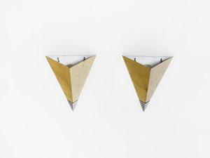 MANIFATTURA ITALIANA : Coppia di appliques.  - Asta Asta 503 | DESIGN E ARTI DECORATIVE DEL NOVECENTO Virtuale - Associazione Nazionale - Case d'Asta italiane