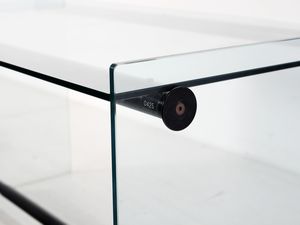 GALLOTTI E RADICE : Scrivania con cassettiera su ruote.  - Asta Asta 503 | DESIGN E ARTI DECORATIVE DEL NOVECENTO Virtuale - Associazione Nazionale - Case d'Asta italiane