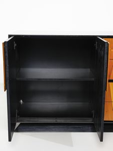 MANIFATTURA ITALIANA : Credenza ad ante e cassetti.  - Asta Asta 503 | DESIGN E ARTI DECORATIVE DEL NOVECENTO Virtuale - Associazione Nazionale - Case d'Asta italiane