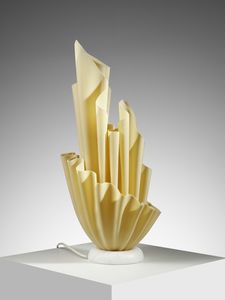 GEORGIA JACOB : Lampada da tavolo mod. Corolle, Francia.  - Asta Asta 503 | DESIGN E ARTI DECORATIVE DEL NOVECENTO Virtuale - Associazione Nazionale - Case d'Asta italiane