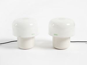 GUZZINI ILLUMINAZIONE - Coppia di lampade da tavolo.