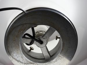 ANGELO MANGIAROTTI : Lampada da tavolo Lesbo per Artemide.  - Asta Asta 503 | DESIGN E ARTI DECORATIVE DEL NOVECENTO Virtuale - Associazione Nazionale - Case d'Asta italiane