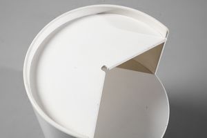 MANIFATTURA ITALIANA : Tavolino con ripiani.  - Asta Asta 503 | DESIGN E ARTI DECORATIVE DEL NOVECENTO Virtuale - Associazione Nazionale - Case d'Asta italiane