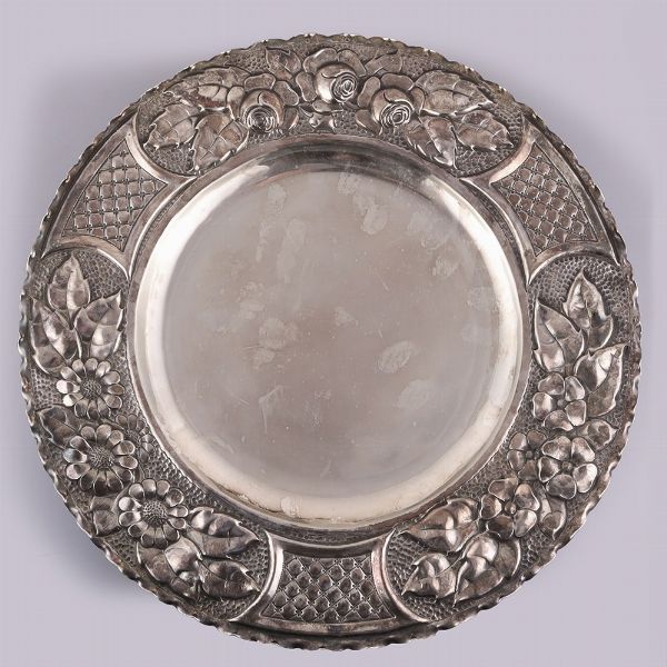 PIATTO CENTROTAVOLA  - Asta GIOIELLI DEL CUORE - Associazione Nazionale - Case d'Asta italiane