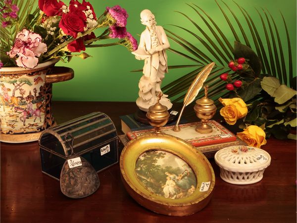 Galanterie e curiosit d'epoca  - Asta Due case fiorentine - Associazione Nazionale - Case d'Asta italiane