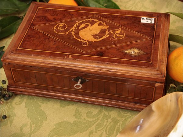 Curiosit da scrivania d'epoca  - Asta Due case fiorentine - Associazione Nazionale - Case d'Asta italiane