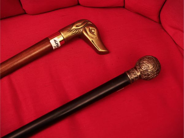 Due bastoni da passeggio animalier  - Asta Due case fiorentine - Associazione Nazionale - Case d'Asta italiane