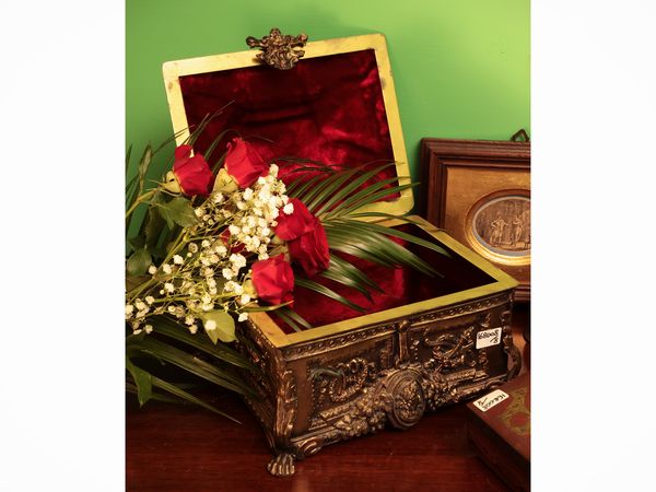 Lotto di curiosità da scrivania  - Asta Due case fiorentine - Associazione Nazionale - Case d'Asta italiane