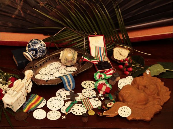 Raccolta di curiosit  - Asta Due case fiorentine - Associazione Nazionale - Case d'Asta italiane