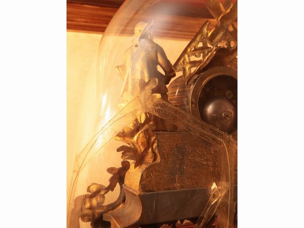 Orologio da tavolo in antimonio dorato  - Asta Due case fiorentine - Associazione Nazionale - Case d'Asta italiane