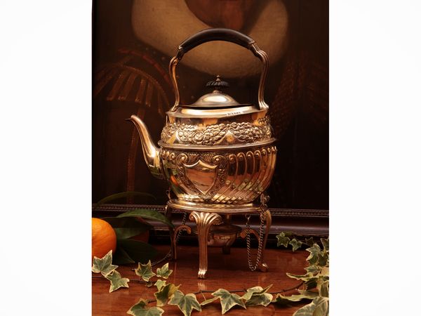 Samovar in metallo argentato  - Asta Due case fiorentine - Associazione Nazionale - Case d'Asta italiane