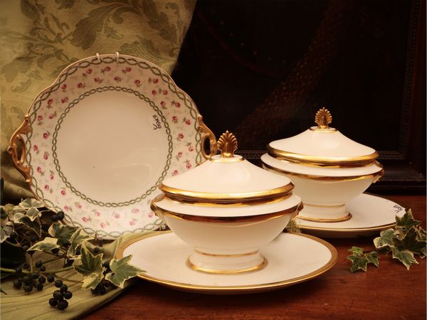 Accessori per la tavola in porcellana d'epoca  - Asta Due case fiorentine - Associazione Nazionale - Case d'Asta italiane