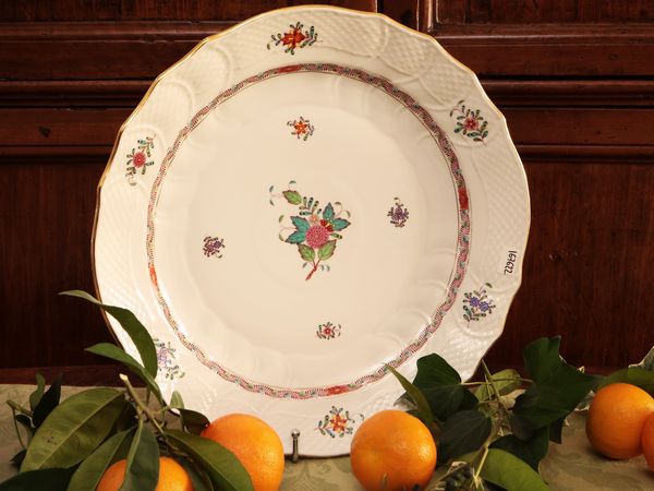 Vassoio in porcellana, decoro Apponyi, Herend  - Asta Due case fiorentine - Associazione Nazionale - Case d'Asta italiane