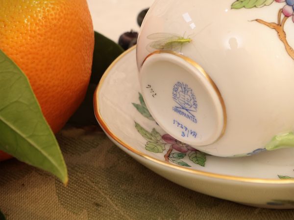 Tte--tte in porcellana, decoro Queen Victoria, Herend  - Asta Due case fiorentine - Associazione Nazionale - Case d'Asta italiane