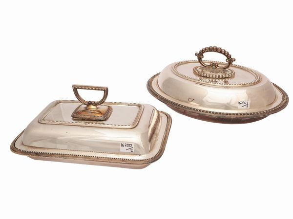 Due legumiere in metallo argentato  - Asta Due case fiorentine - Associazione Nazionale - Case d'Asta italiane