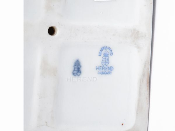 Gruppo in porcellana policroma, Herend  - Asta Due case fiorentine - Associazione Nazionale - Case d'Asta italiane