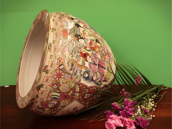 Grande bacile in porcellana  - Asta Due case fiorentine - Associazione Nazionale - Case d'Asta italiane