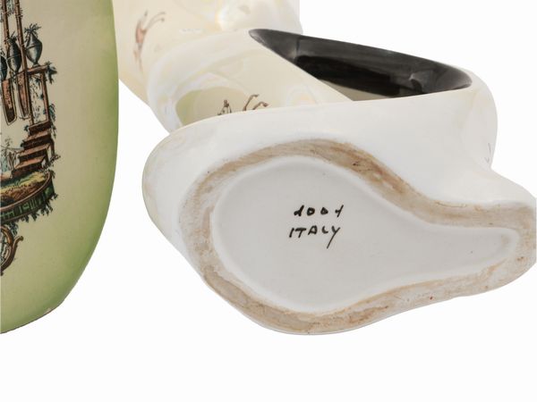 Due vasi decorativi in ceramica  - Asta Due case fiorentine - Associazione Nazionale - Case d'Asta italiane