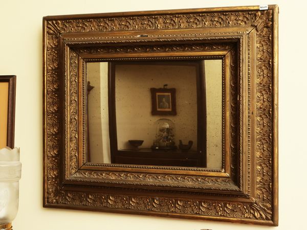 Specchiera con cornice in pastiglia dorata  - Asta Due case fiorentine - Associazione Nazionale - Case d'Asta italiane
