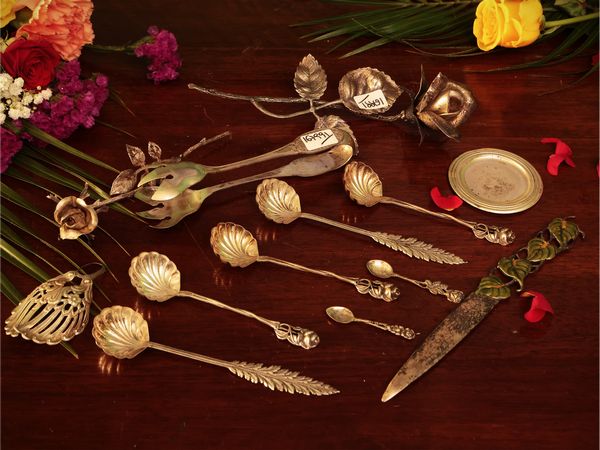 Curiosit� in argento  - Asta Due case fiorentine - Associazione Nazionale - Case d'Asta italiane