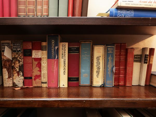 Grande miscellanea di libri moderni di narrativa italiana  - Asta Due case fiorentine - Associazione Nazionale - Case d'Asta italiane