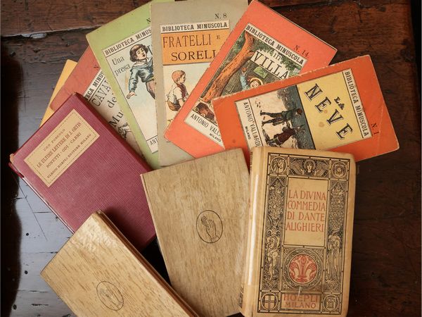 Miscellanea di libri di piccolo formato  - Asta Due case fiorentine - Associazione Nazionale - Case d'Asta italiane