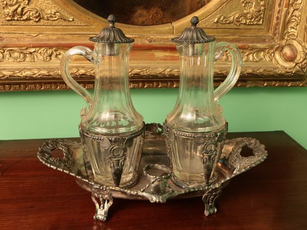 Oliera in argento  - Asta Due case fiorentine - Associazione Nazionale - Case d'Asta italiane