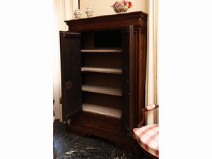 Stipo in noce  - Asta Due case fiorentine - Associazione Nazionale - Case d'Asta italiane