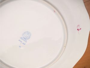 Servizio di piatti in porcellana, Indian Basket, Herend  - Asta Due case fiorentine - Associazione Nazionale - Case d'Asta italiane