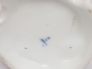 Gruppo in porcellana policroma  - Asta Due case fiorentine - Associazione Nazionale - Case d'Asta italiane