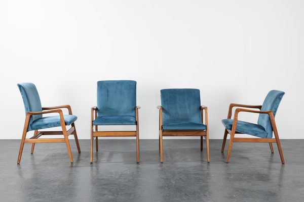 STUDIO TECNICO CASSINA : Quattro poltroncine reclinabili  - Asta Design e Arti Decorative - Associazione Nazionale - Case d'Asta italiane