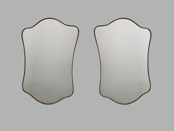 Manifattura italiana, XX secolo : Coppia di specchi sagomati  - Asta Design e Arti Decorative - Associazione Nazionale - Case d'Asta italiane