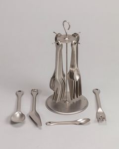 ENZO MARI - Servizio