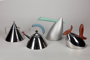 Frank Gehry<br>Michael Graves<br>Philippe Starck<br>Aldo Rossi - Serie di quattro bollitori