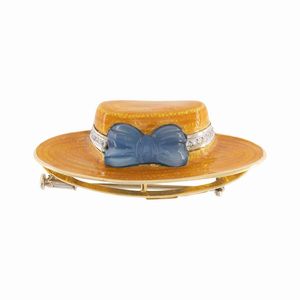 Gianni Carit spilla cappello in oro giallo 18kt e smalto policromo  - Asta Gioielli Orologi Bijoux Vintage Web Only - Associazione Nazionale - Case d'Asta italiane