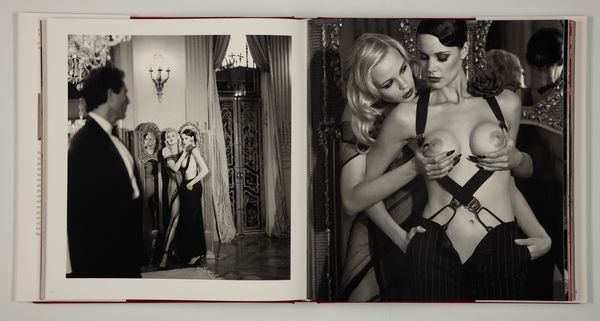 Guido Argentini : Who's waiting for her? ; Private Rooms  - Asta Fotografia: Unveiled Beauty - Associazione Nazionale - Case d'Asta italiane